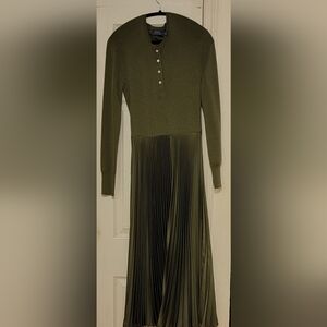 Ralph Lauren Elegant Olive Green Pleated Dress